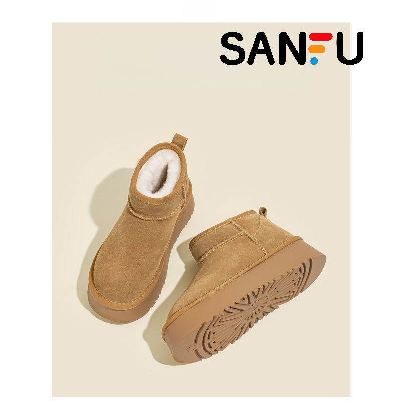 三福爆款厚底雪地靴女皮毛一体2025周冬雨同款短筒加厚保暖棉鞋冬