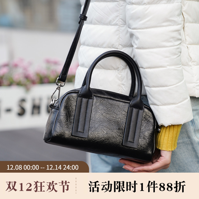 岩牛油蜡皮手提贝壳包2025年新款百搭复古保龄球包单肩斜挎女包