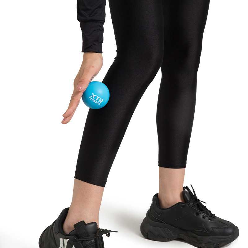 新款直销肩颈按摩脚底肌肉放松花生球女士家用健身瑜伽实心硅胶筋