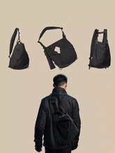 男士双肩斜挎多功能两用包轻便单肩男包机能旅行运动男款骑行背包