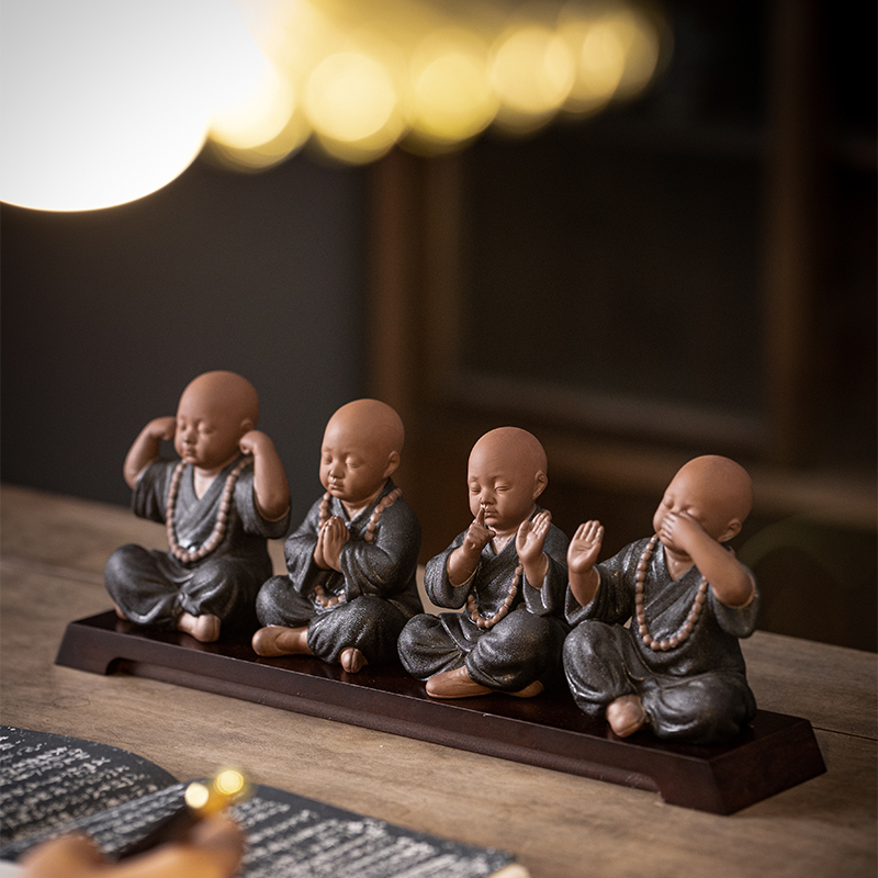 憨匠先生黑四不小和尚茶宠摆件