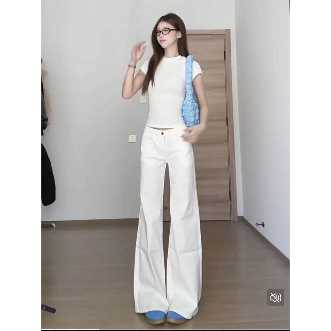 白色美式低腰微喇牛仔裤女2026夏季新款宽松显瘦不贴腿直筒喇叭裤