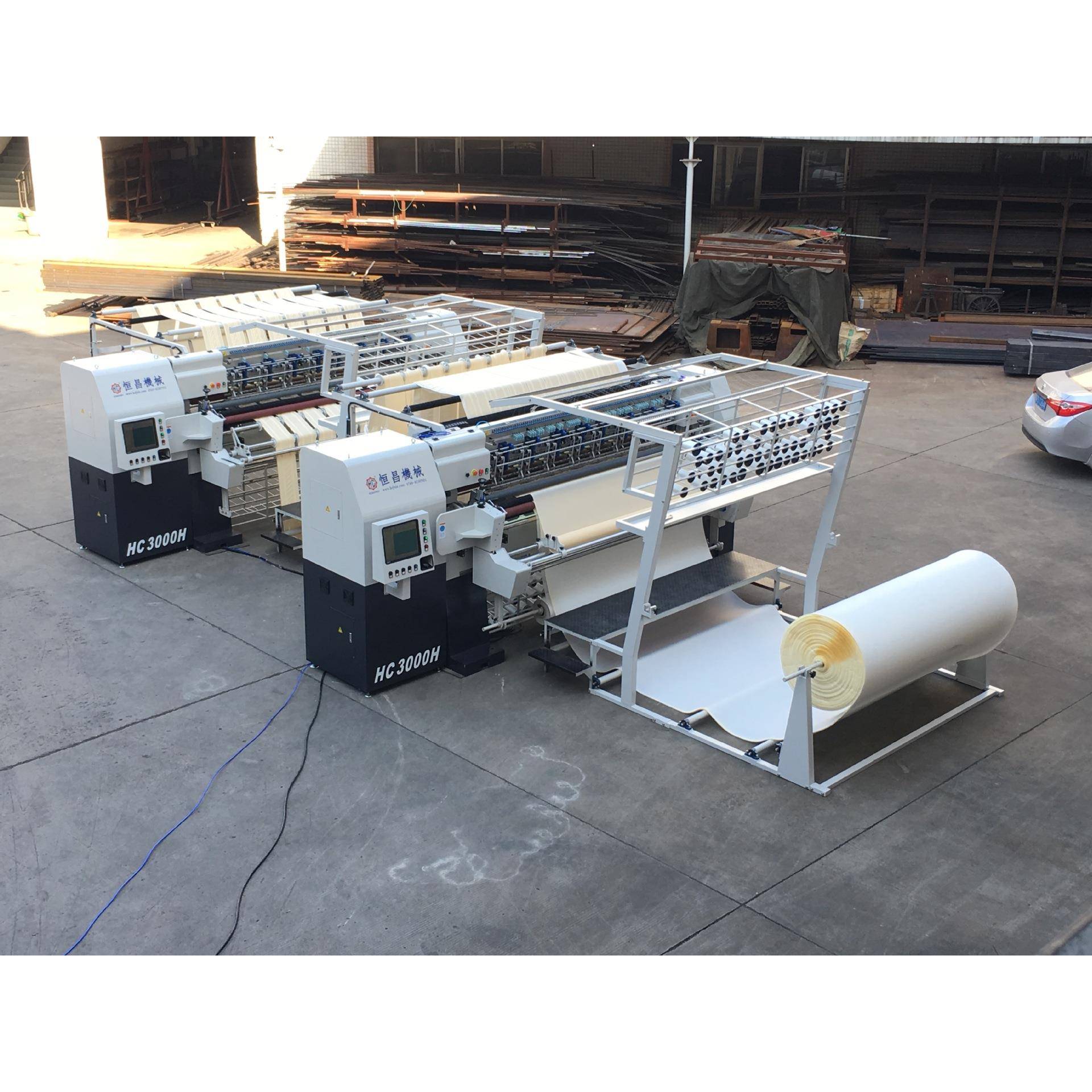 多图案、带裁剪的一款床垫边条多针电脑绗缝机