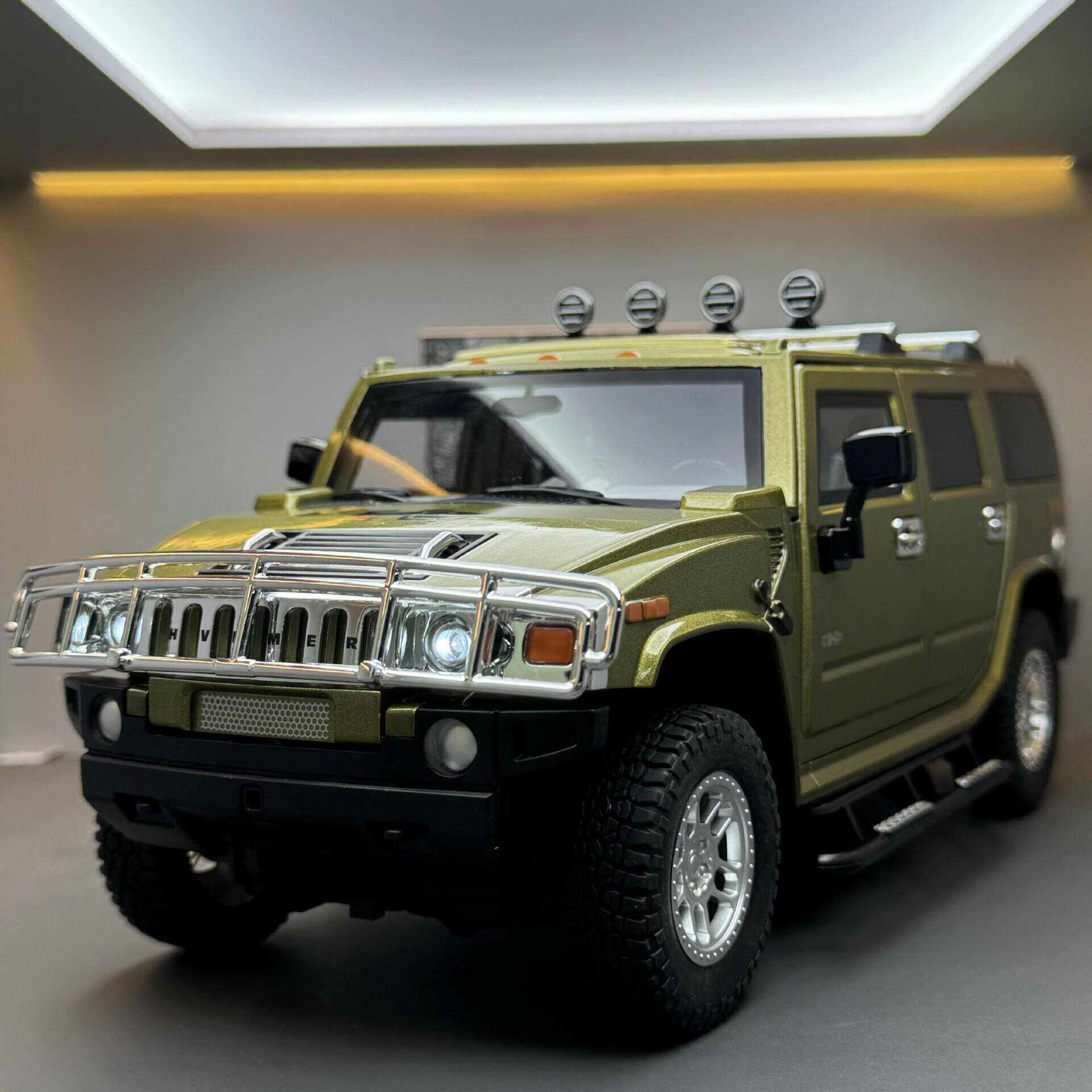 118悍马H2合金汽车模型玩具车