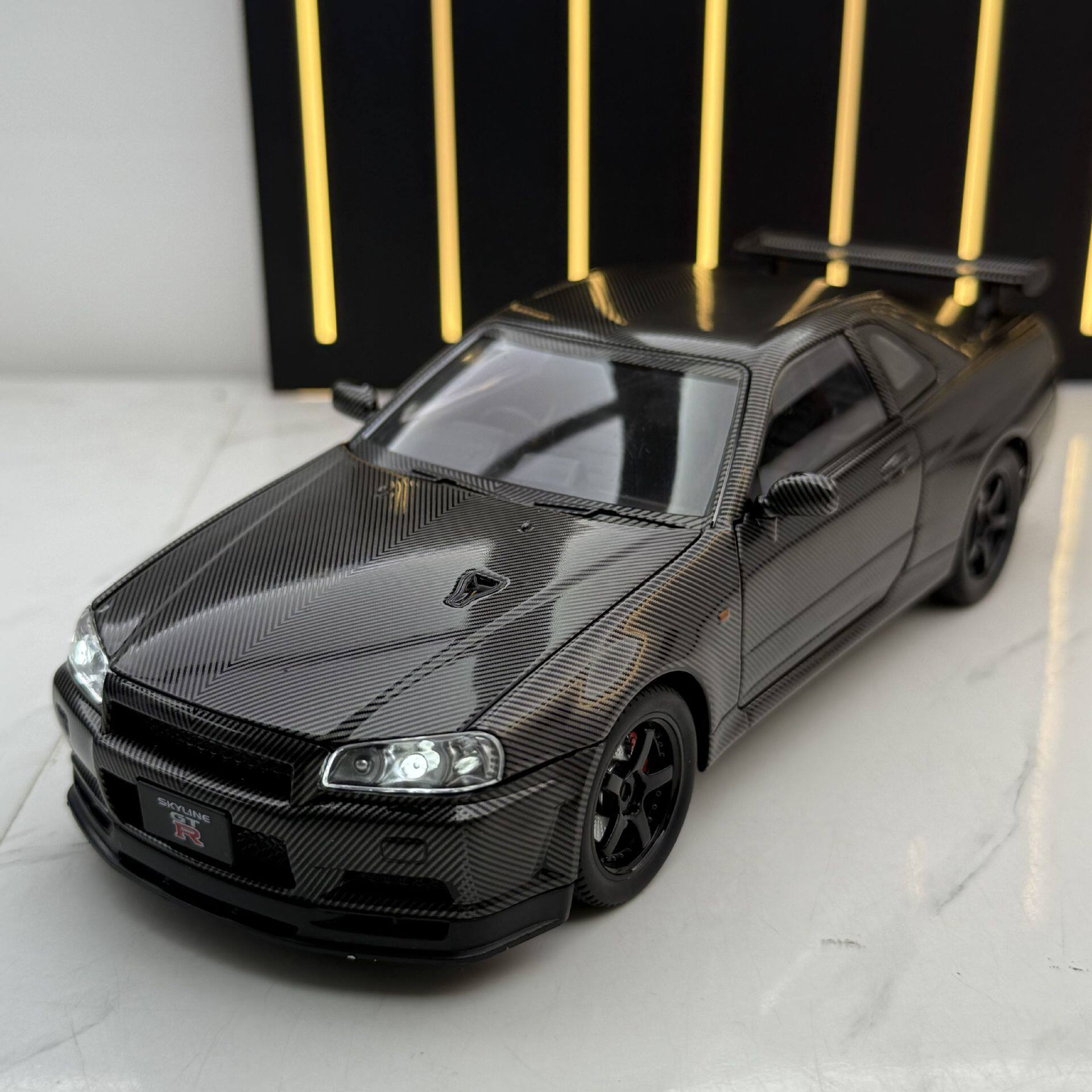 GTR-34仿真碳纤维合金跑车模型