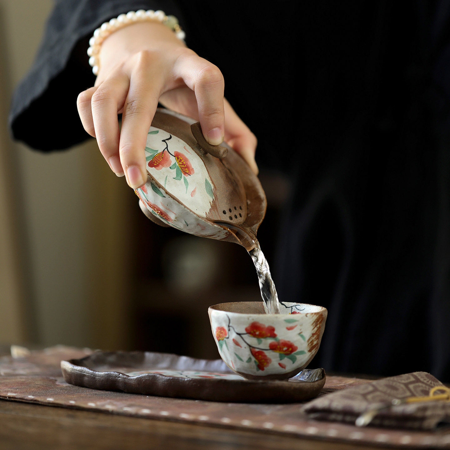 老岩泥盖碗手绘山茶花柴烧茶具套装一人饮茶杯粗陶手抓壶复古茶碗,餐饮具,盖碗,淘宝优惠券,粉丝福利购,淘宝优惠卷
