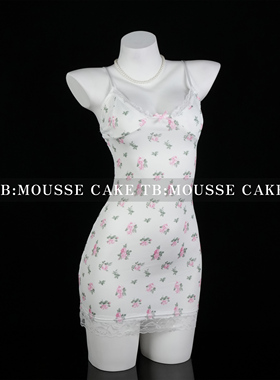 性感纯欲清纯小胸带胸垫蕾丝碎花紧身包臀吊带睡裙制服晴趣qqny