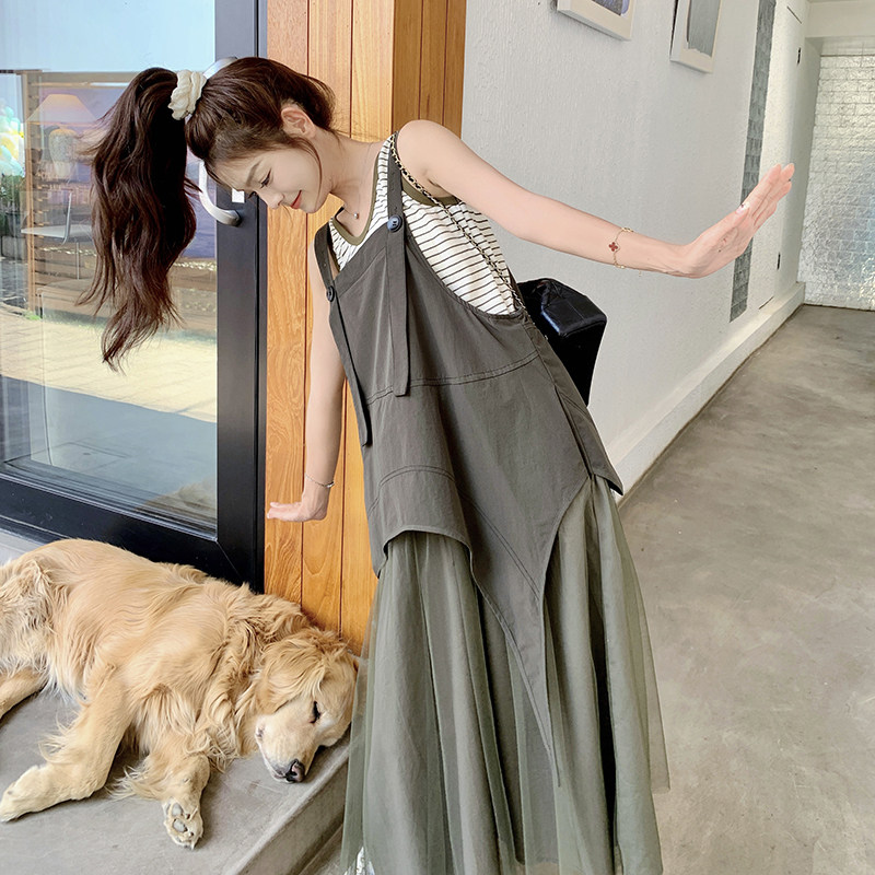 绿色设计感不规则假两件拼接背带裙女夏季2025新款炸街减龄连衣裙,女装连衣裙,浙宝B馆111（原065）