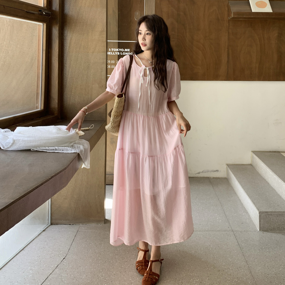 盐甜系穿搭粉色连衣裙叠穿套装女夏季新款时尚甜美镂空罩衫两件套,女装连衣裙,浙宝B馆111（原065）