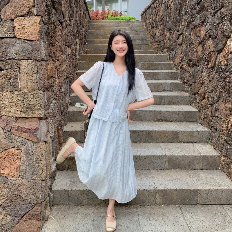 浅蓝色甜美温柔风减龄套装女2025年夏季新款显瘦上衣半身裙两件套,女装套装/套裙,浙宝B馆111（原065）