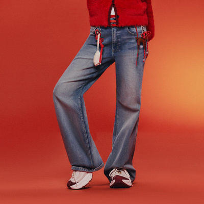 Adidas欧阳娜娜同款阿迪达斯新年款牛仔裤春女水洗微喇叭裤KT3173