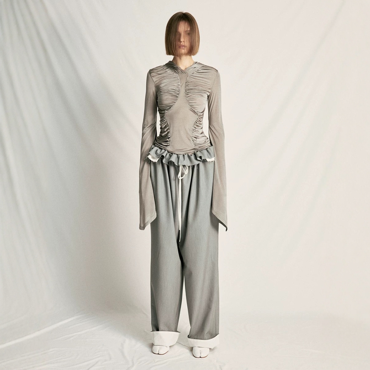 DUEECHEN连帽异型分割上衣