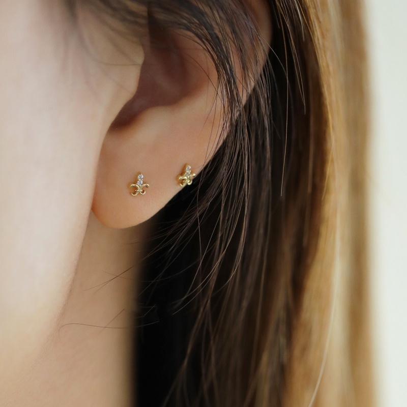 mini徽章精致设计感耳钉耳环耳圈