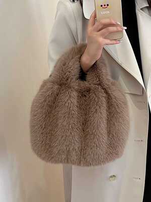 毛毛云朵包毛绒包女2024新款斜挎秋冬款可爱白色小香风单肩手提包