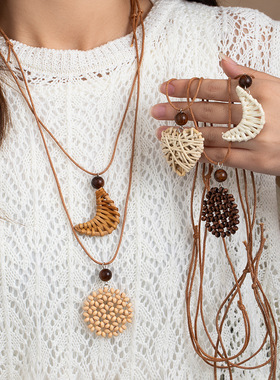 波西米亚民族风爱心月亮编织项链