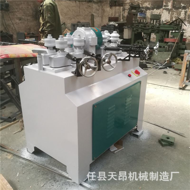 厂家供应高效全自动圆棒机楼梯扶手木棒机铁锹把榉木加工圆棍机