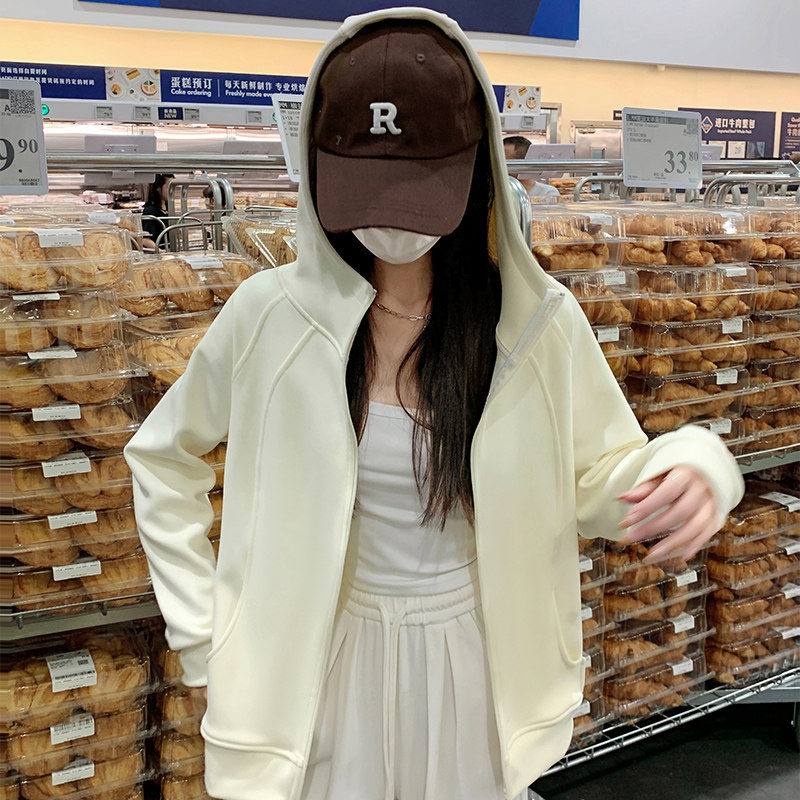 加绒落肩连帽卫衣女秋冬季新款春装奶白色中长款开衫上衣外套