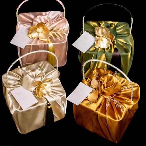 伴手礼女伴娘结婚礼盒空盒子高档实用礼物婚礼包装盒手提袋轻奢