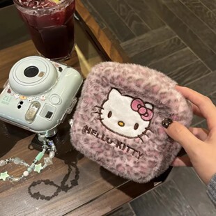 化妆包紫豹纹毛茸茸拍立得收纳包旅行便携大容量hellokitty洗漱包