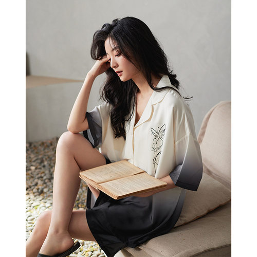 冰丝睡衣女夏短袖渐变印花家居服