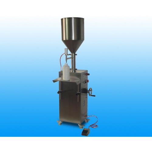 膏体灌装机气动半自动灌装机爽肤水液体灌装机面霜化妆品灌装机