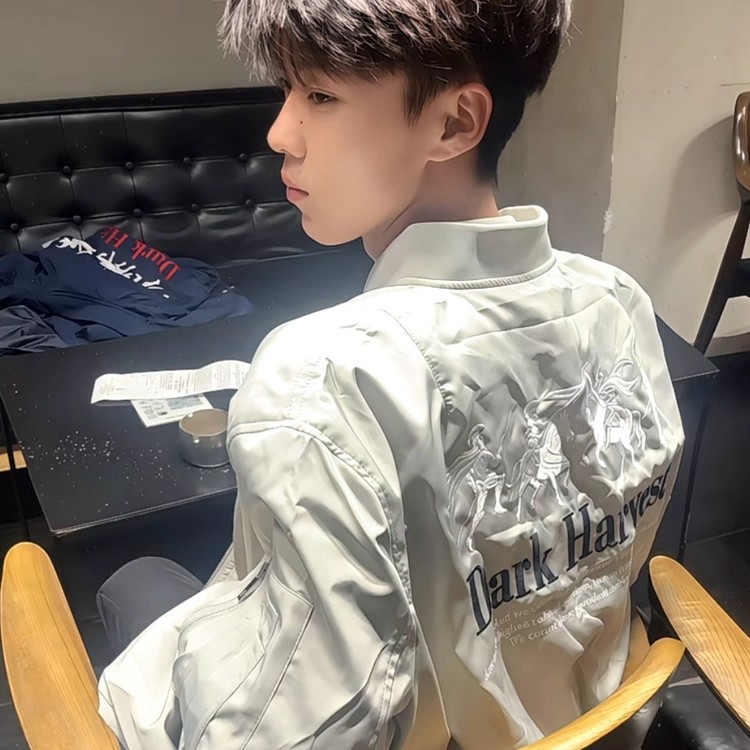 美式潮牌灰色刺绣飞行夹克上衣男春秋季宽松高街青少年棒球服外套