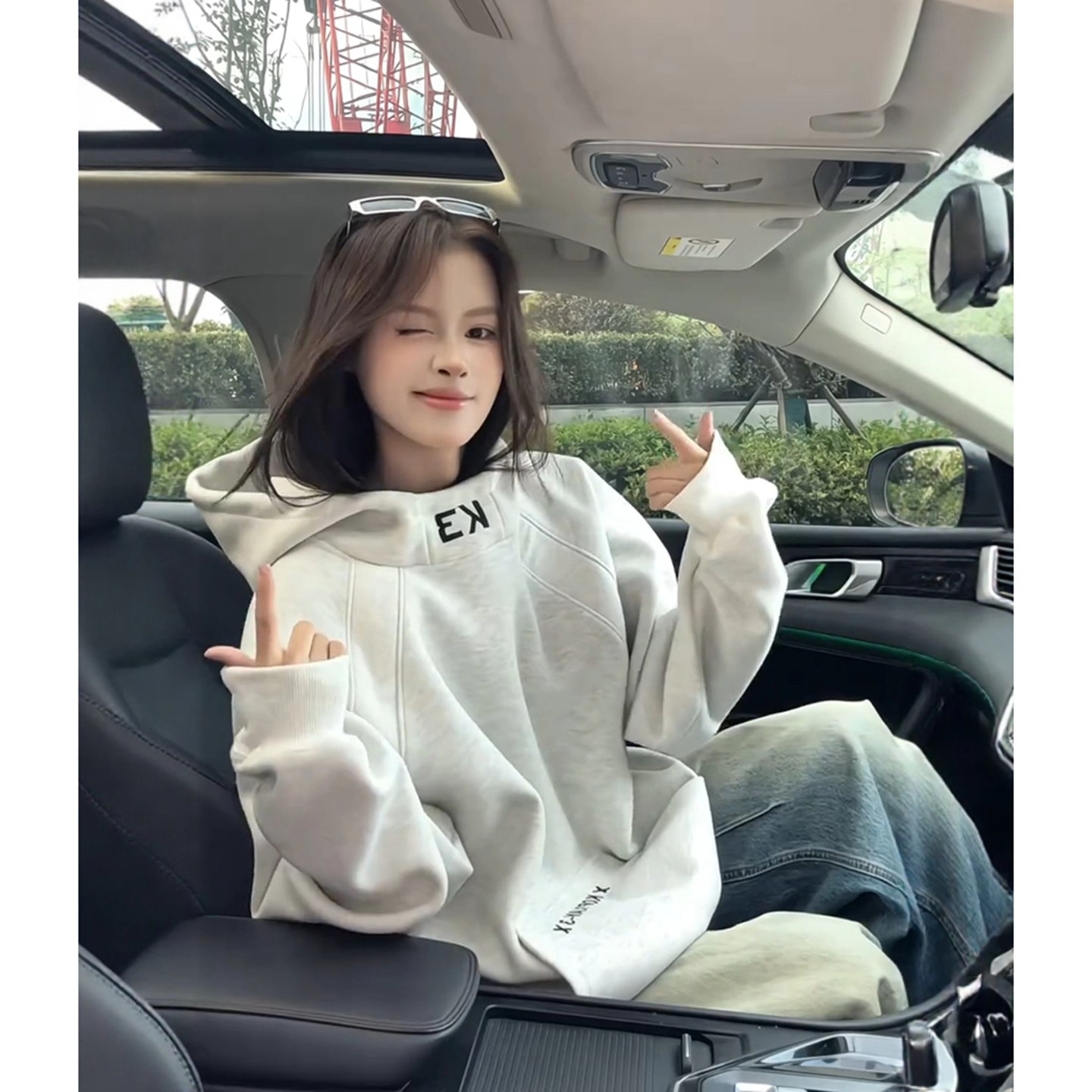 美式灰色刺绣连帽卫衣男女秋冬季薄款高领套头情侣宽松慵懒风外套