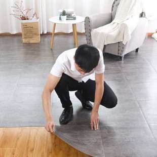 pvc地板革防水泥地直接铺地板贴自粘石塑木地板胶自己铺加厚耐磨