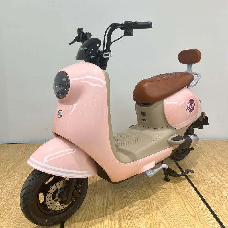 爱玛露娜w290轻便电动车石墨烯电池时尚电瓶车引擎max电机百公里