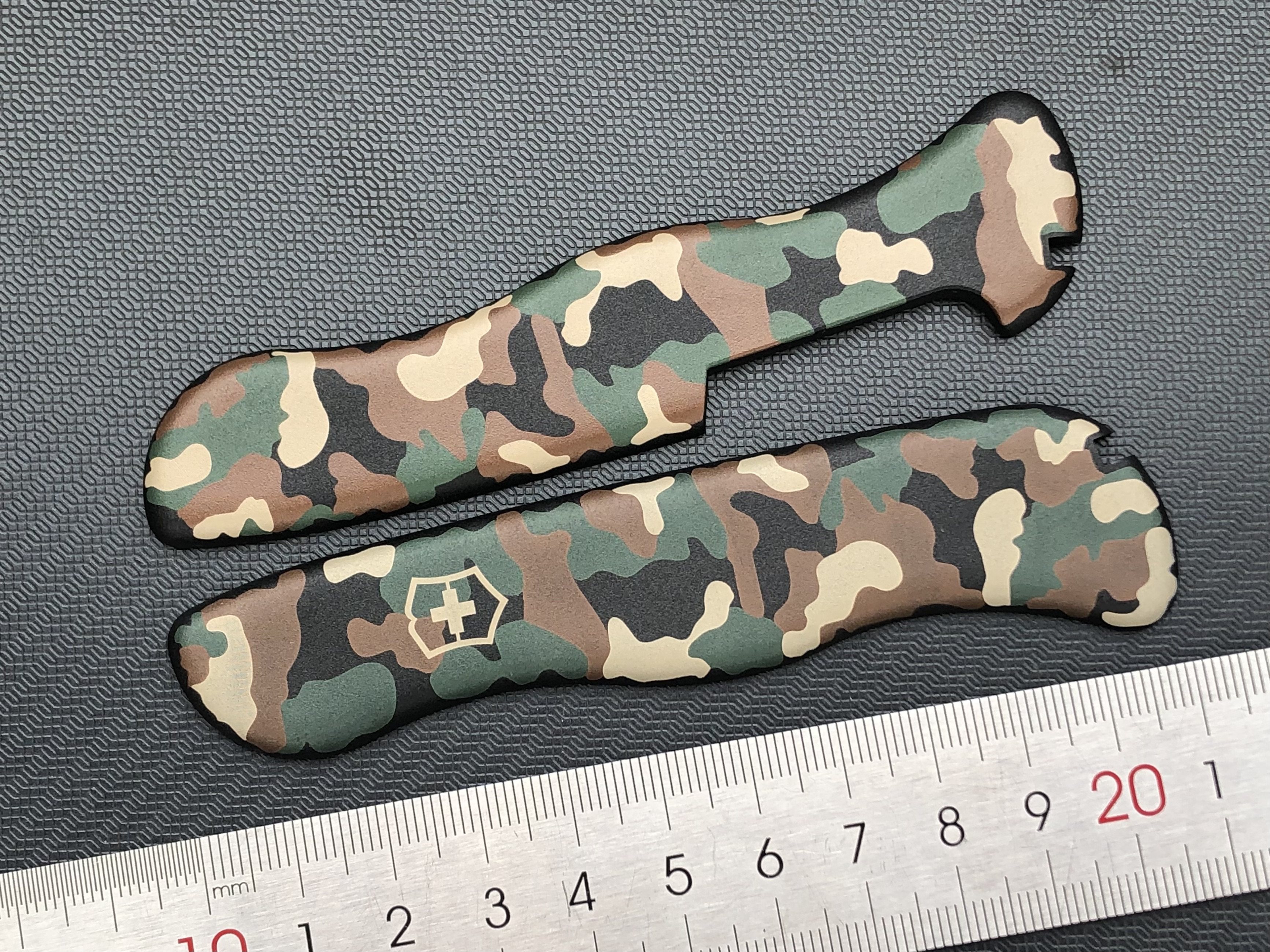 111mm瑞士军刀原装正品全新磨砂迷彩贴片刀柄外壳