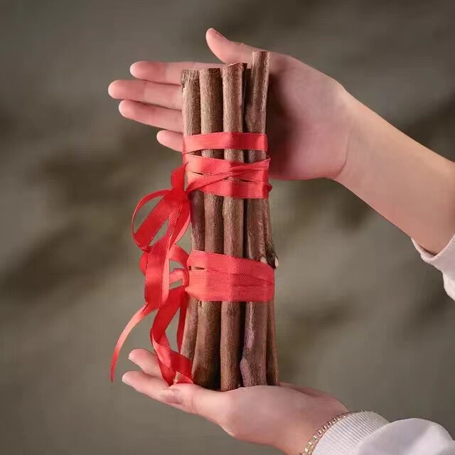 真新鲜野生桃木树枝条干粗棒棍簪子木原料护身符婴儿防惊吓跨火盆