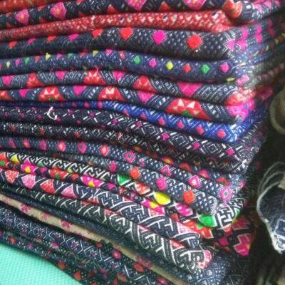 苗绣驿站老绣片马尾绣背带苗族衣服蜡染侗族被面广西壮族织锦包邮