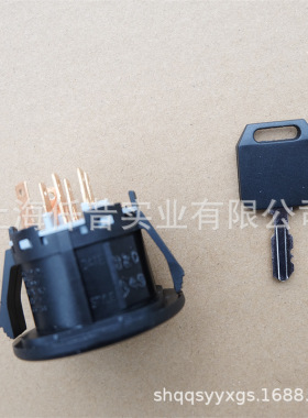 适配胡斯华纳富世华草坪车TC342割草车TS342电启动钥匙开关锁