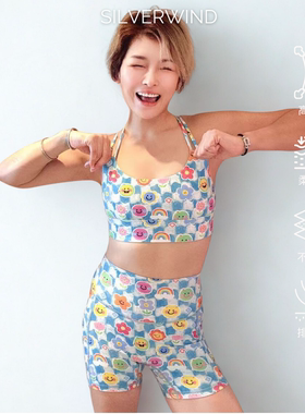 缤纷色彩 夏季欢乐笑脸印花高强短裤速干跑步健身透气运动套装女