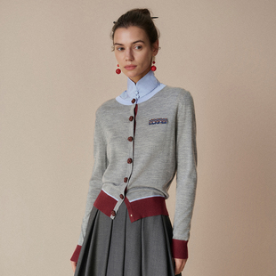 HUI卉绳编刺绣盘扣暮云灰100%精纺羊毛拼色针织开衫上衣2025新款