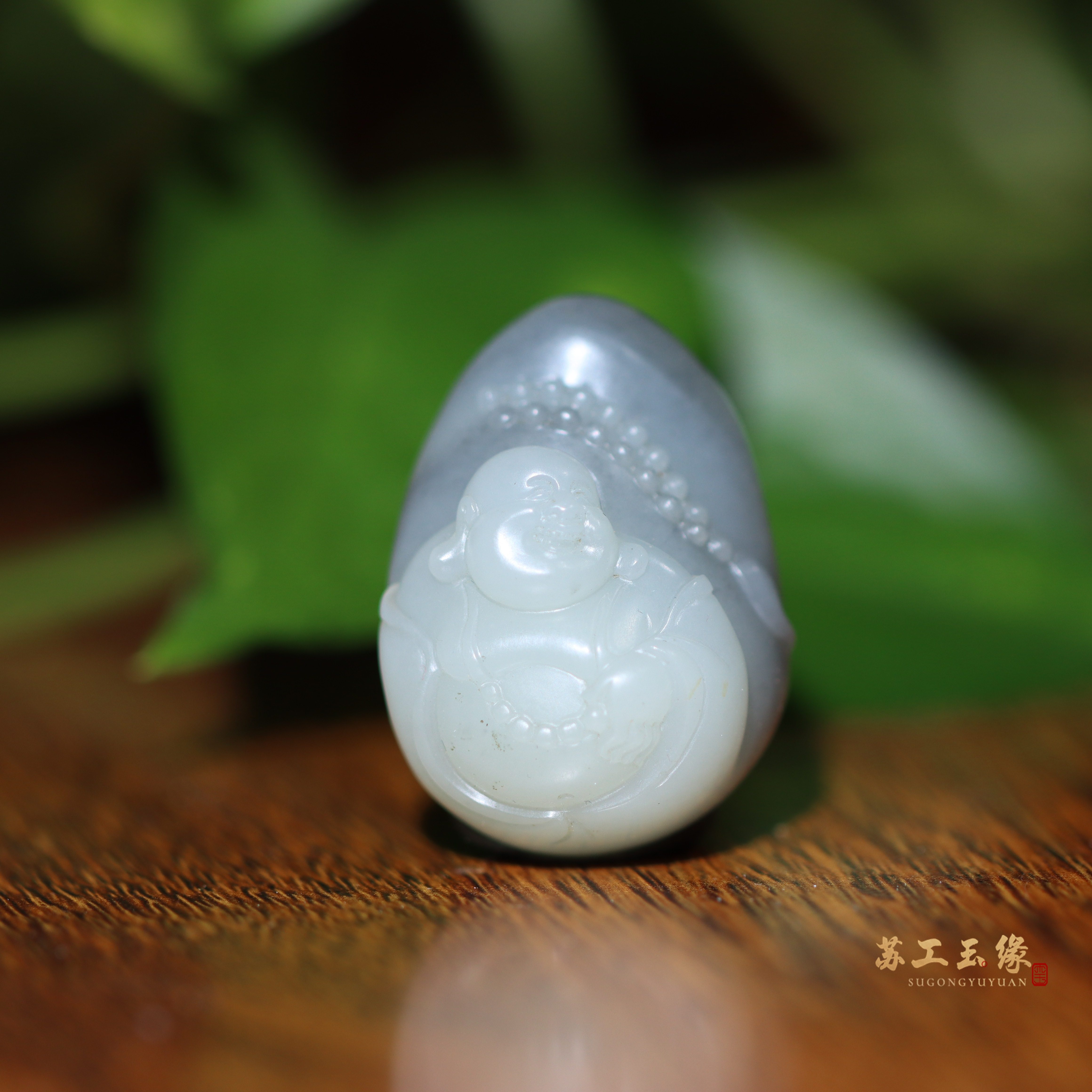 新疆和田玉籽料青花弥勒佛笑佛