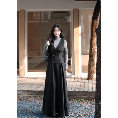 糯米子[珠光纪年]大码高级感小香风连衣裙微胖显瘦V领长裙裙子