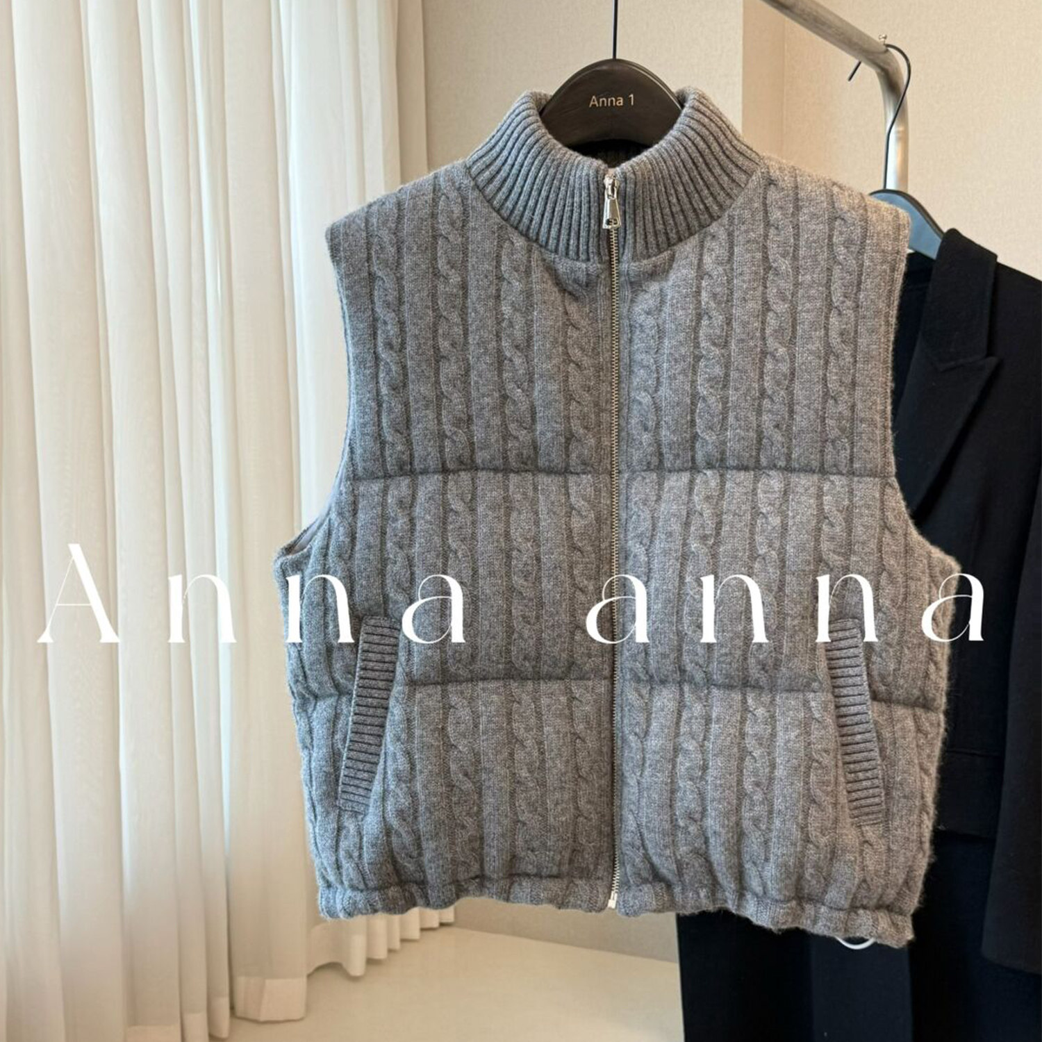 广州十三行高端爆款~灰色立领绞花针织马甲女冬保暖时尚无袖背心