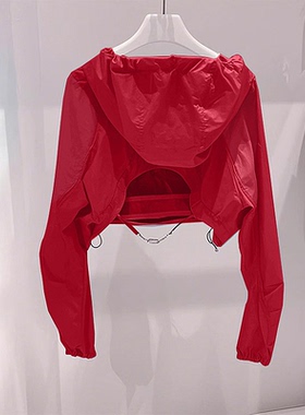 2025初夏新款美式棒球服冲锋衣薄外套超好看红色连帽防晒衣女春季