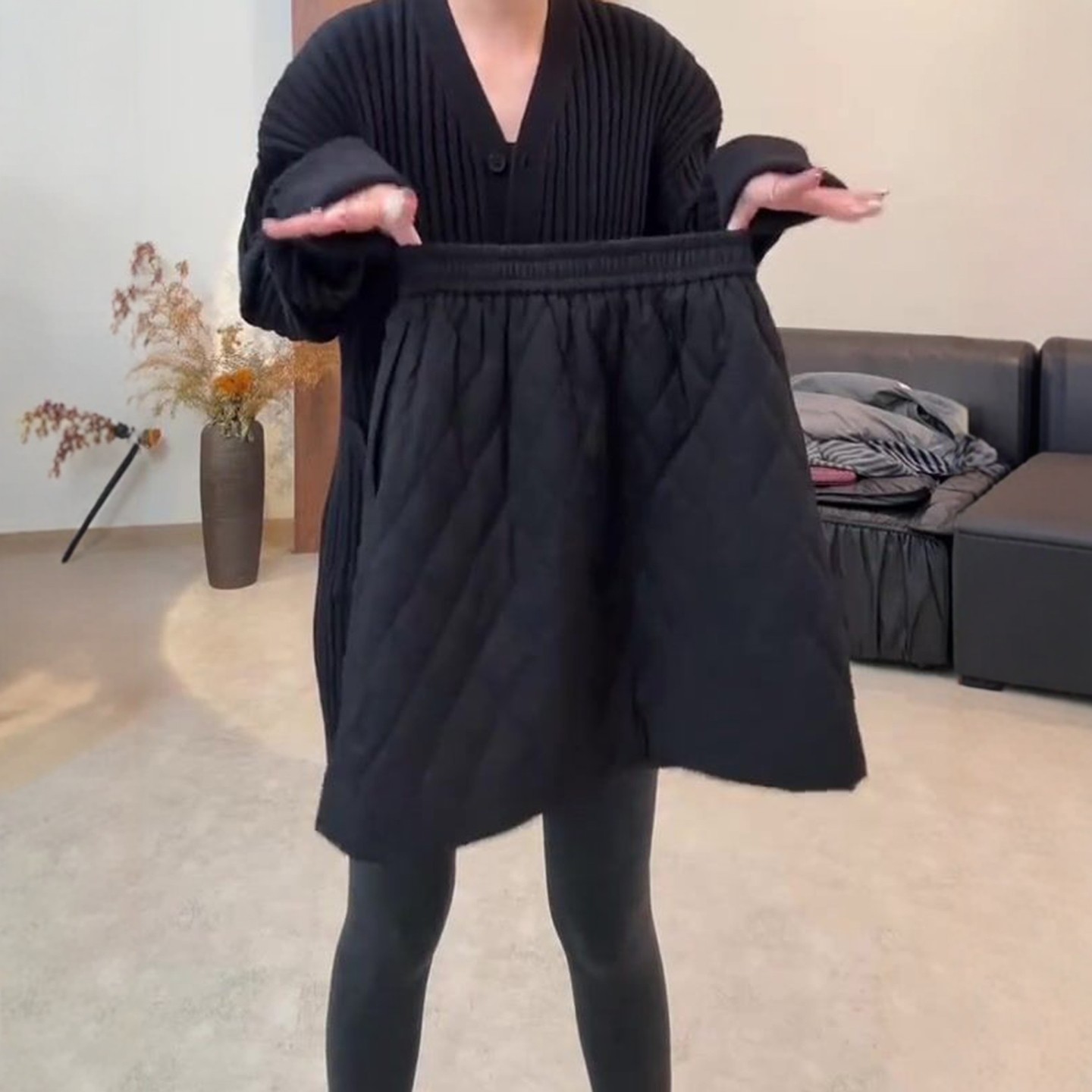 黑色夹棉短裙女秋冬新款松紧腰显瘦遮肉时尚百搭减龄休闲半身裙子,女装/女士精品,大码半身裙,淘宝优惠券,粉丝福利购,淘宝优惠卷