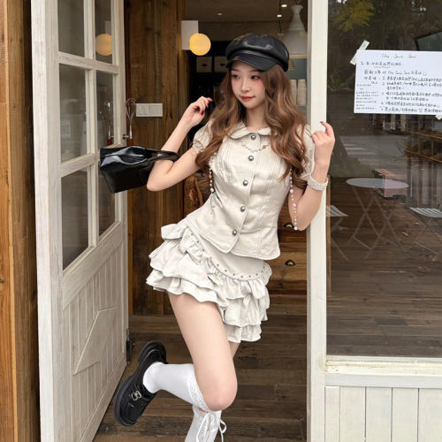 初夏绝美小香风泡泡袖上