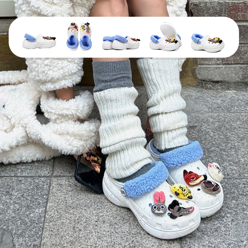 Crocs卡骆驰经典疯狂动物城云朵暖棉Clog女性冬季保暖拖鞋 211751