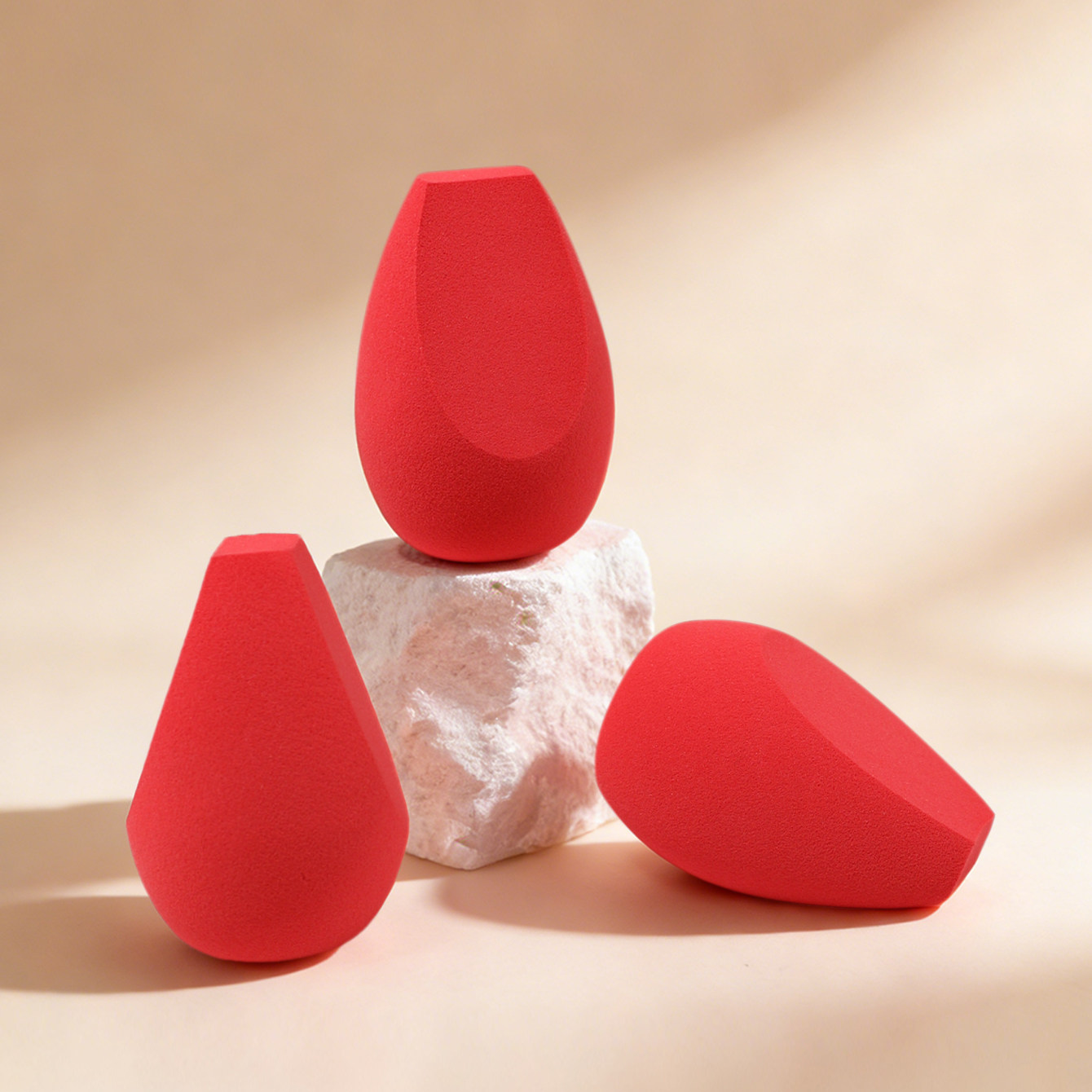 三个切面化妆海绵干湿两用不吃粉超软粉底美妆蛋吸水变大上妆工具,彩妆/香水/美妆工具,美妆蛋/扑/海绵,淘宝优惠券,粉丝福利购,淘宝优惠卷