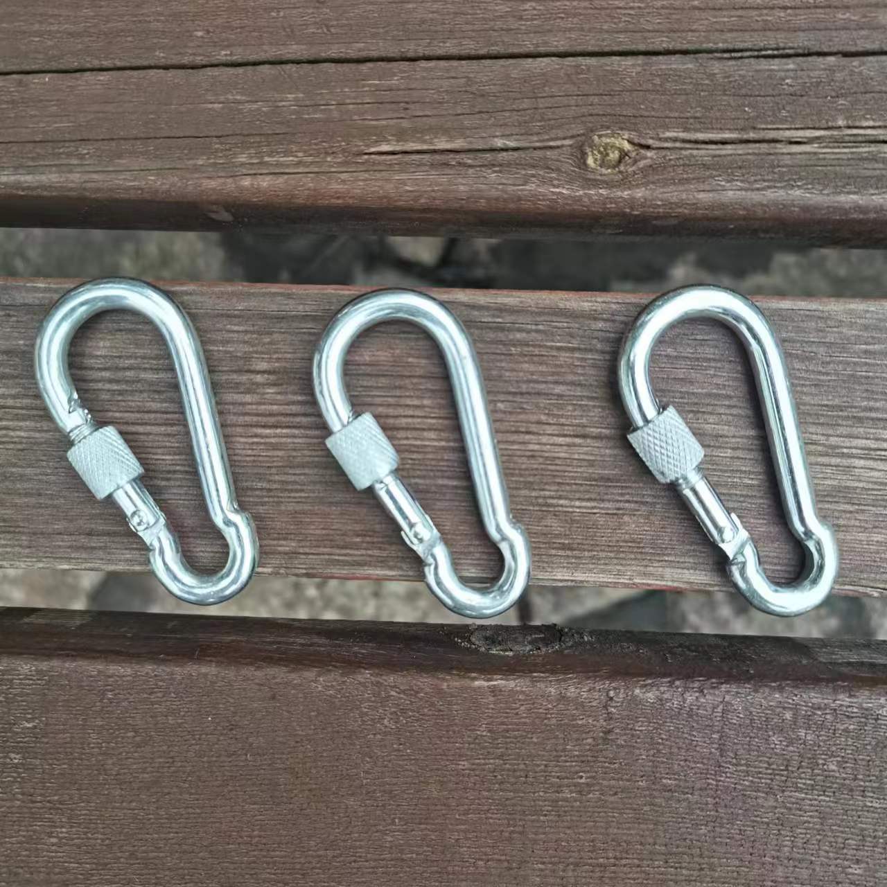 安全卡扣牛羊安全扣防脱