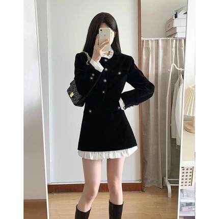 金丝绒连衣裙女新款春秋冬穿搭一整套今年流行的漂亮两件套装短裙