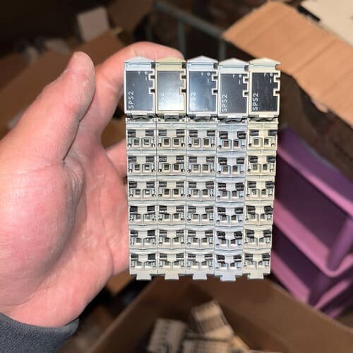TM5SPS2。，，带底座。有5个。有(议价)