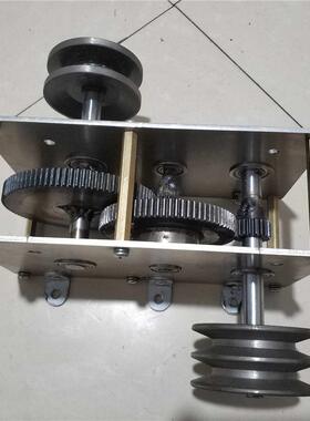 Hand crank generator speed-increasing gearbox wind