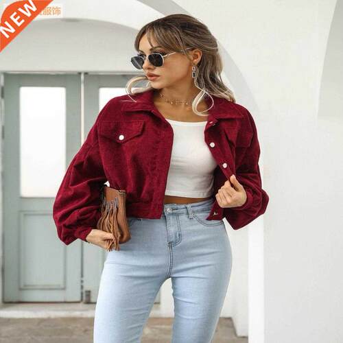 Autumn and winter in Europe and the leisure corduroy jacket