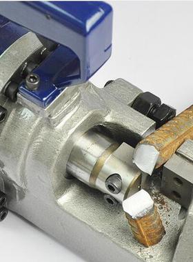 Portable heavy-duty hydraulic electric rebar/eel rod cutte