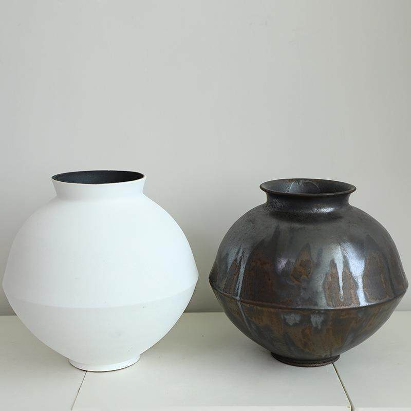 花瓶摆件客厅插花轻奢高级感水培鲜花白色月亮罐黑金属复古花瓶,橡塑材料及制品,工业陶瓷,淘宝优惠券,粉丝福利购,淘宝优惠卷